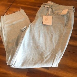 Lauren Conrad skinny crop jeans with flower design size 10